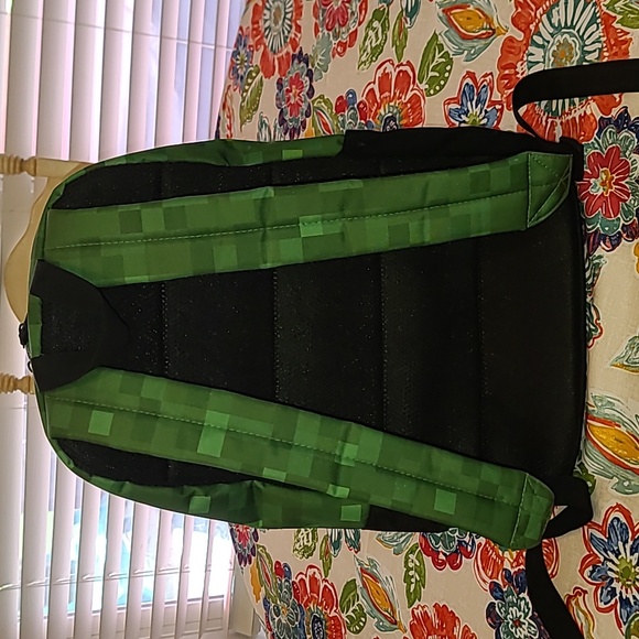 Minecraft Backpack - Picture 4 of 7